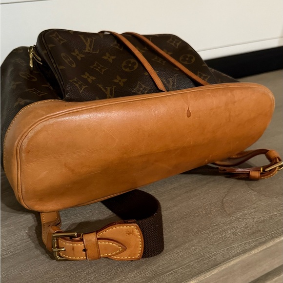 VINTAGE Louis Vuitton Montsouris MM - Picture 4 of 16